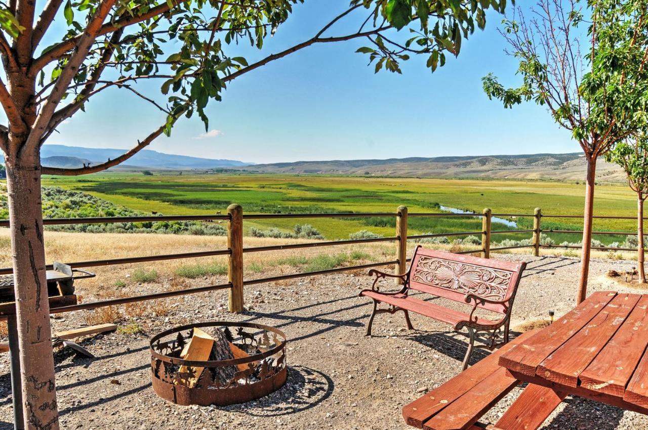 Remote Antimony Log Cabin With Green Meadow Views! Villa Dış mekan fotoğraf